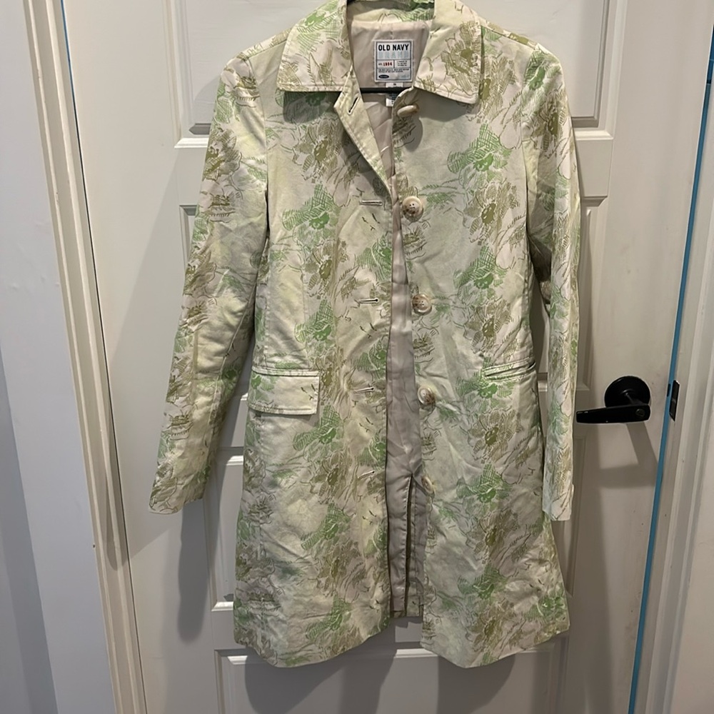Floral trench coat 🍁